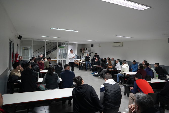 La Comisión Técnica Arbitral se reunió con los 48 árbitros de la Liga Metropolitana